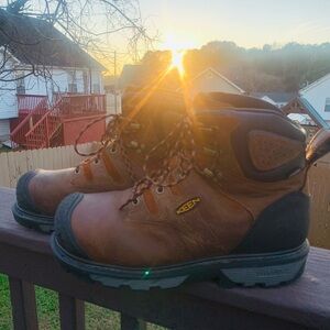 KEEN Men's Leather Outdoor Boots